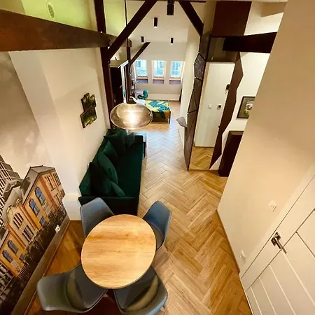 Long Attic Studio Poznan Exterior photo